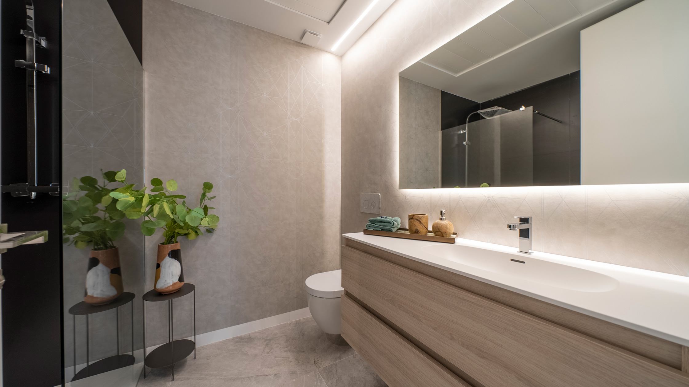 01J14TBCK8WYD0208YCG998NJX